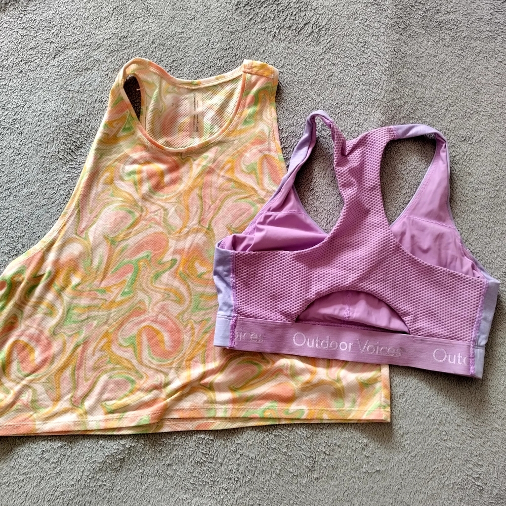 Outdoor Voices Lot Of 2 Mesh Crop Tank Top, Bra Sz M - Picture 1 of 7